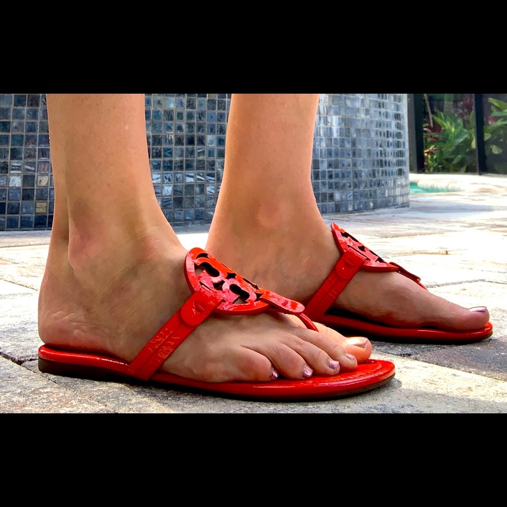 Tory Burch Size 7 Sandals - Like New!